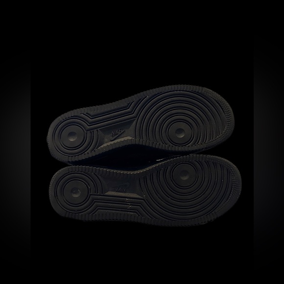 Nike SF-AF1 Mid "Triple Black" I/Preview - Picture 5 of 9